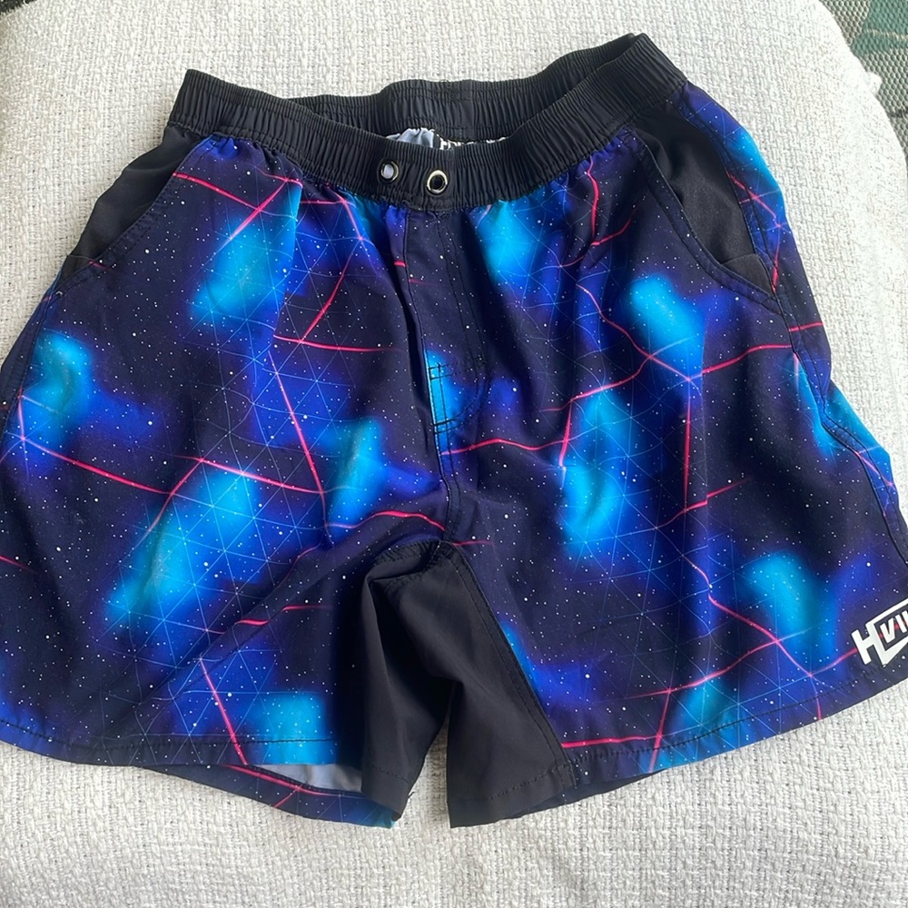 HVIII swim trunks size XL